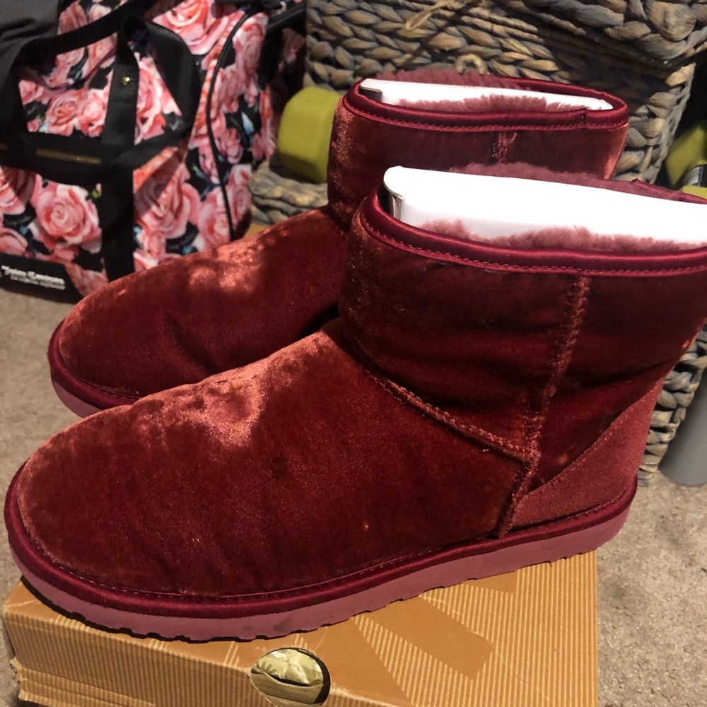COPY - Velvet UGG Boots